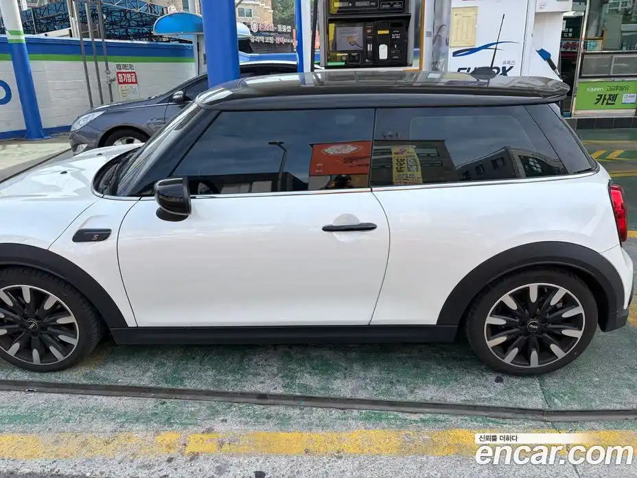 Mini Cooper 2023 2.0 автомат (гидро), фото 8