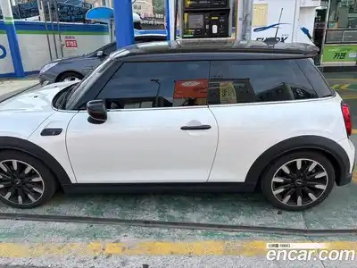 Mini Cooper 2023 2.0 автомат (гидро), миниатюра 8