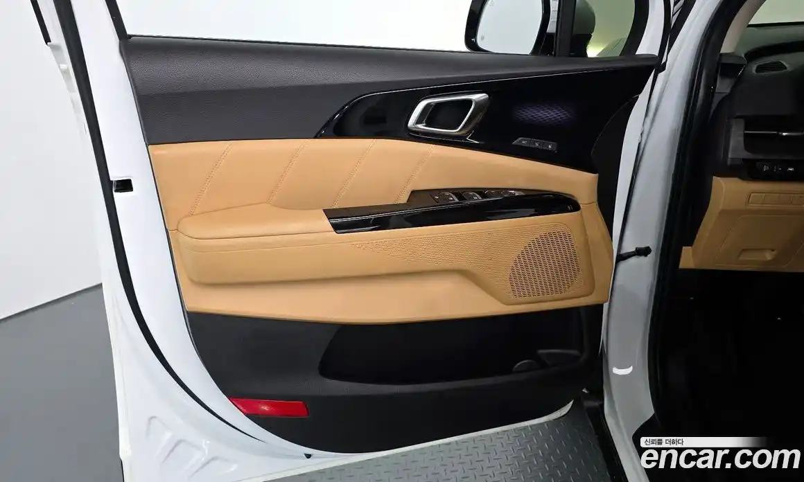 Kia Carnival 2022 2.2 автомат (гидро), фото 14