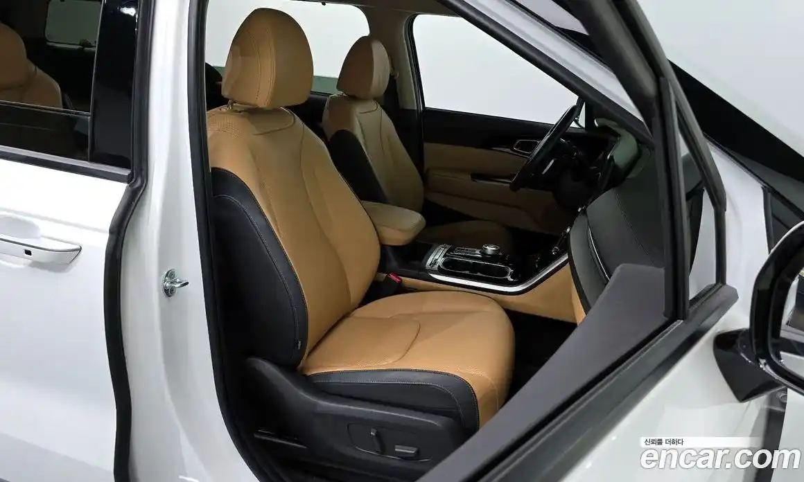 Kia Carnival 2022 2.2 автомат (гидро), фото 16