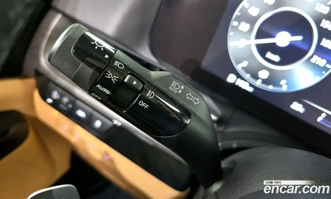 Kia Carnival 2022 2.2 автомат (гидро), фото 27