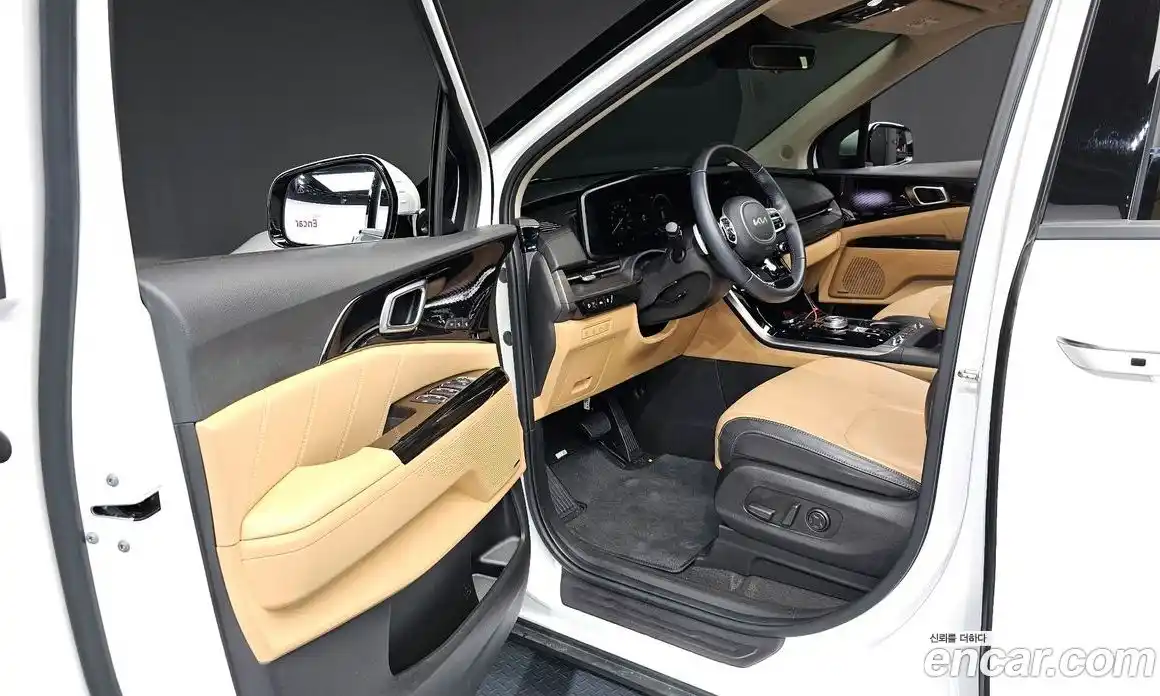 Kia Carnival 2022 3.5 автомат (гидро), фото 10