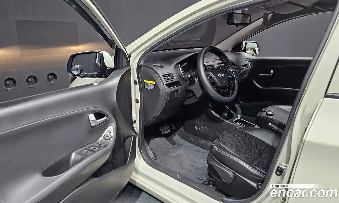 Kia Morning 2016 1.0 автомат (гидро), фото 13