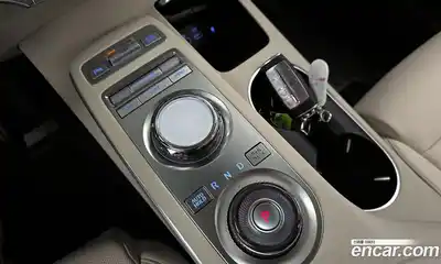 Genesis GV70 2024 2.5 автомат (гидро), миниатюра 12