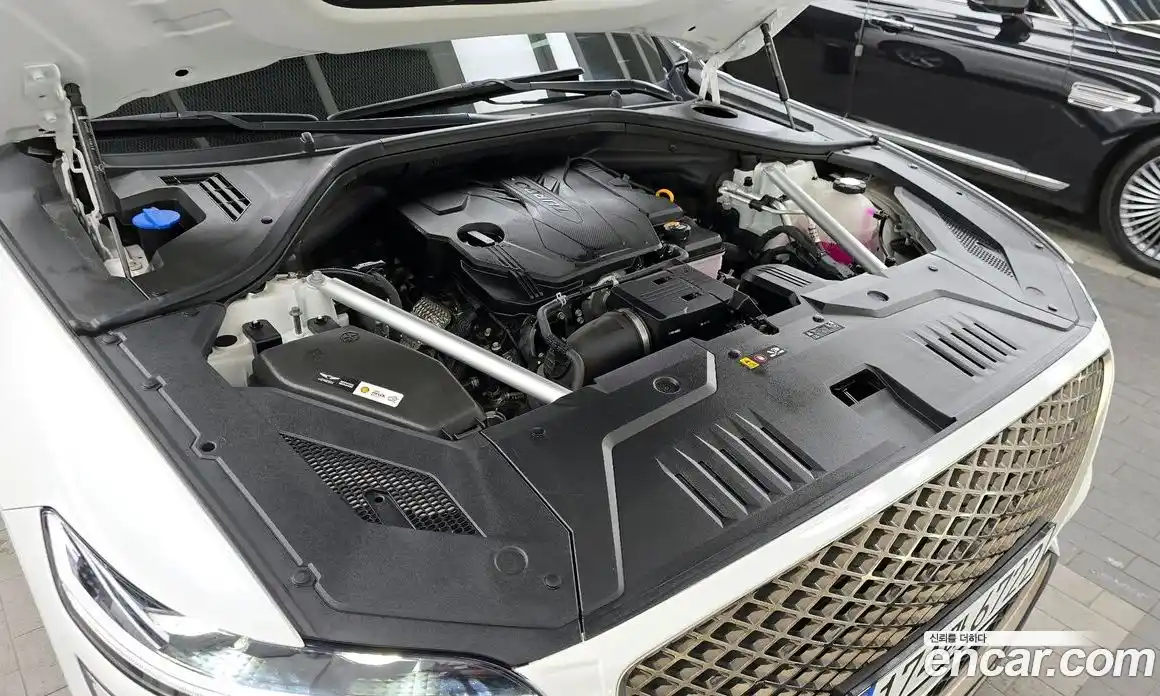 Genesis GV70 2024 2.5 автомат (гидро), фото 6