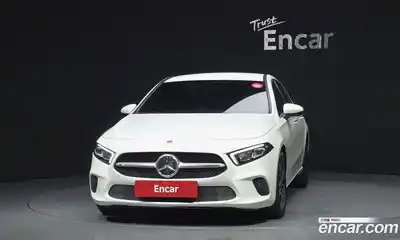 Mercedes-Benz A-Class 2021 1.9 гидро, миниатюра 3