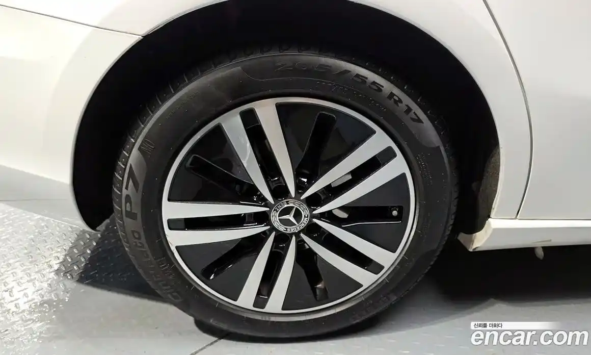Mercedes-Benz A-Class 2021 1.9 гидро, фото 5