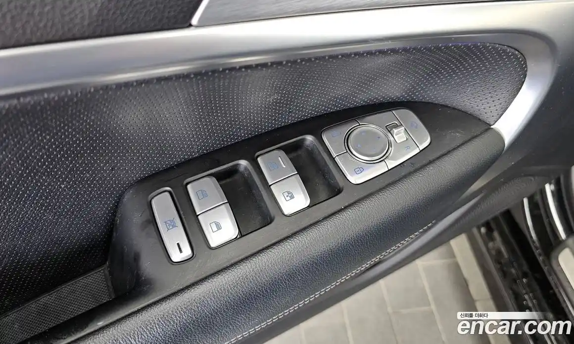 Genesis G70 2017 3.3 автомат (гидро), фото 28