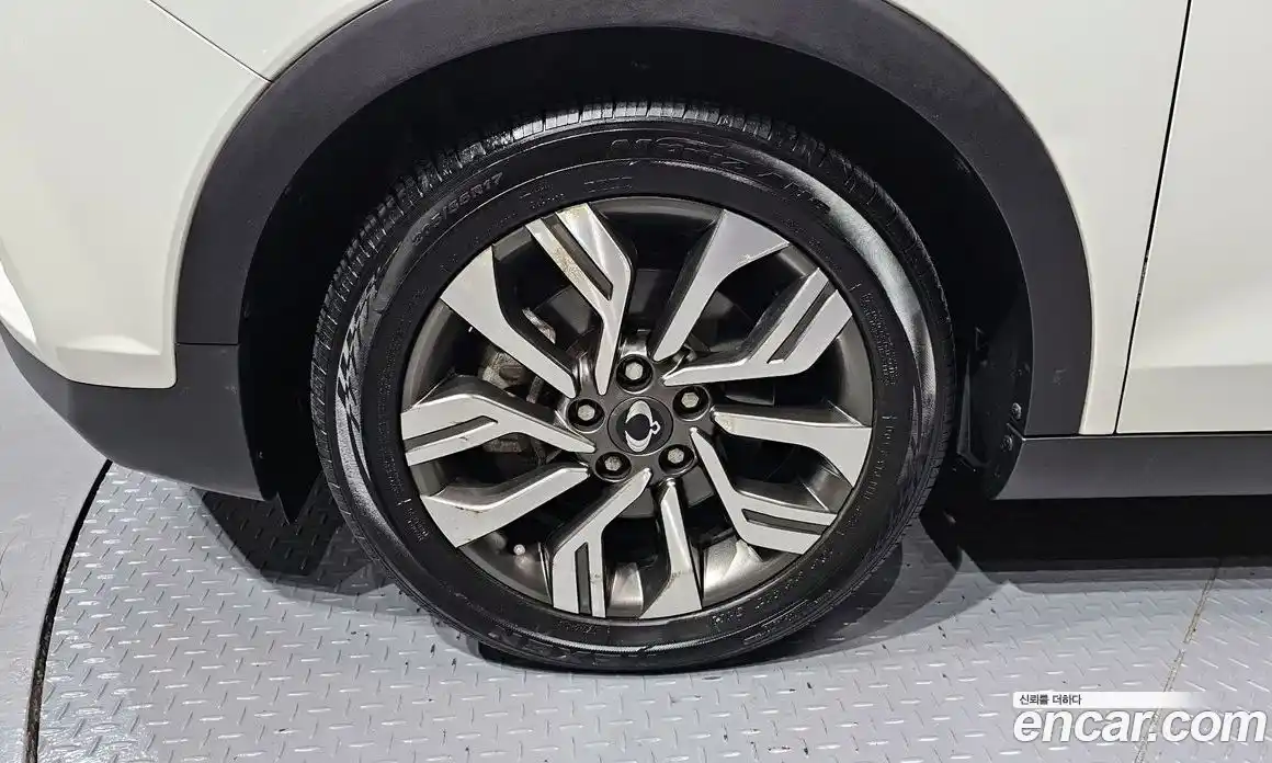 SsangYong TIBOLI 2019 1.6 автомат (гидро), фото 5