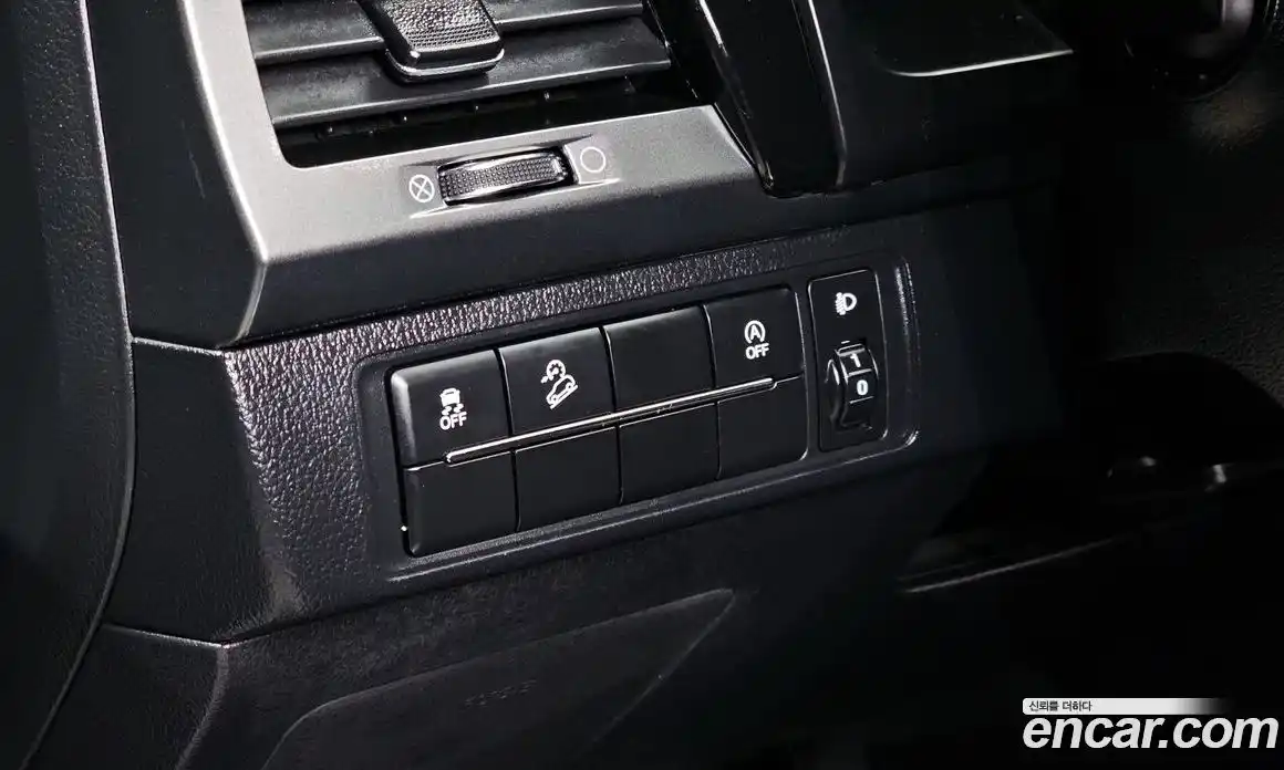 SsangYong Rexton 2022 2.2 автомат (гидро), фото 16