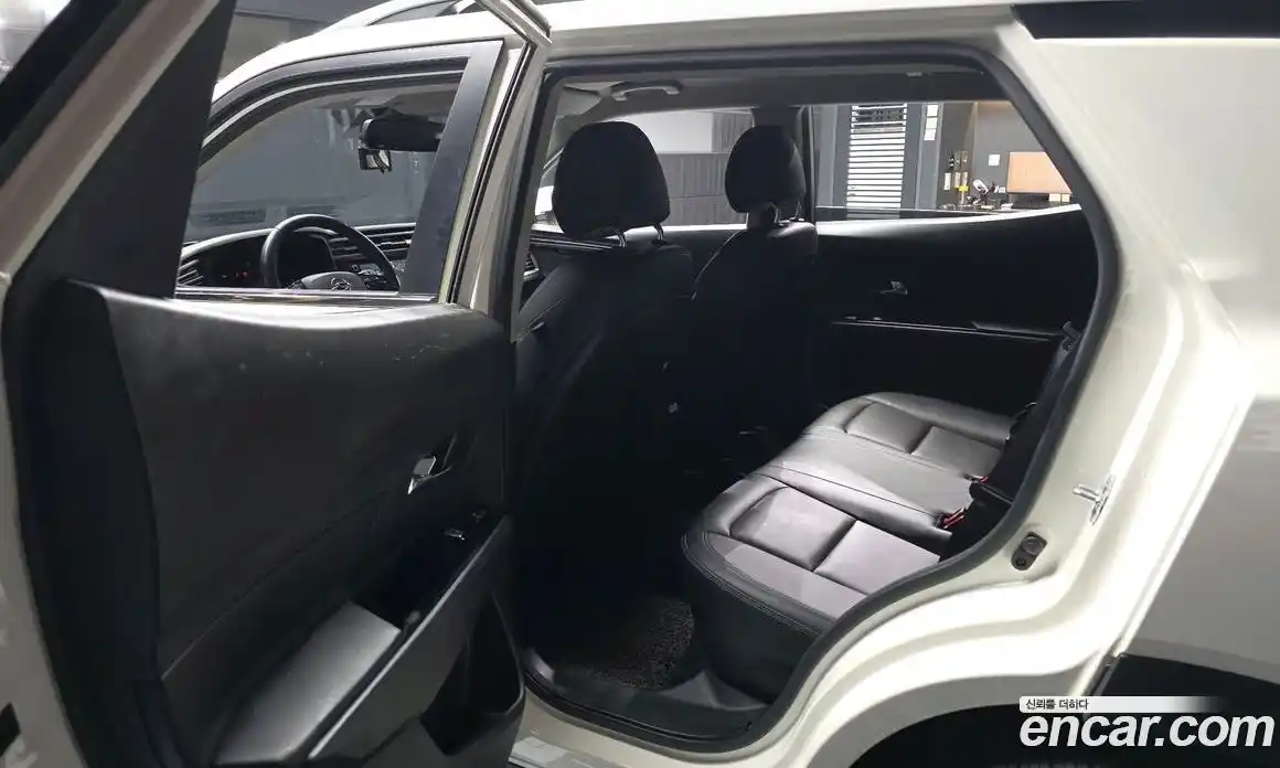 SsangYong Korando 2019 1.6 автомат (гидро), фото 16