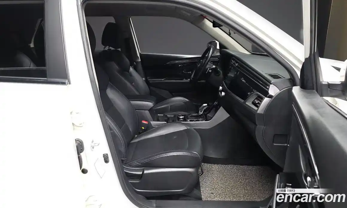 SsangYong Korando 2019 1.6 автомат (гидро), фото 17