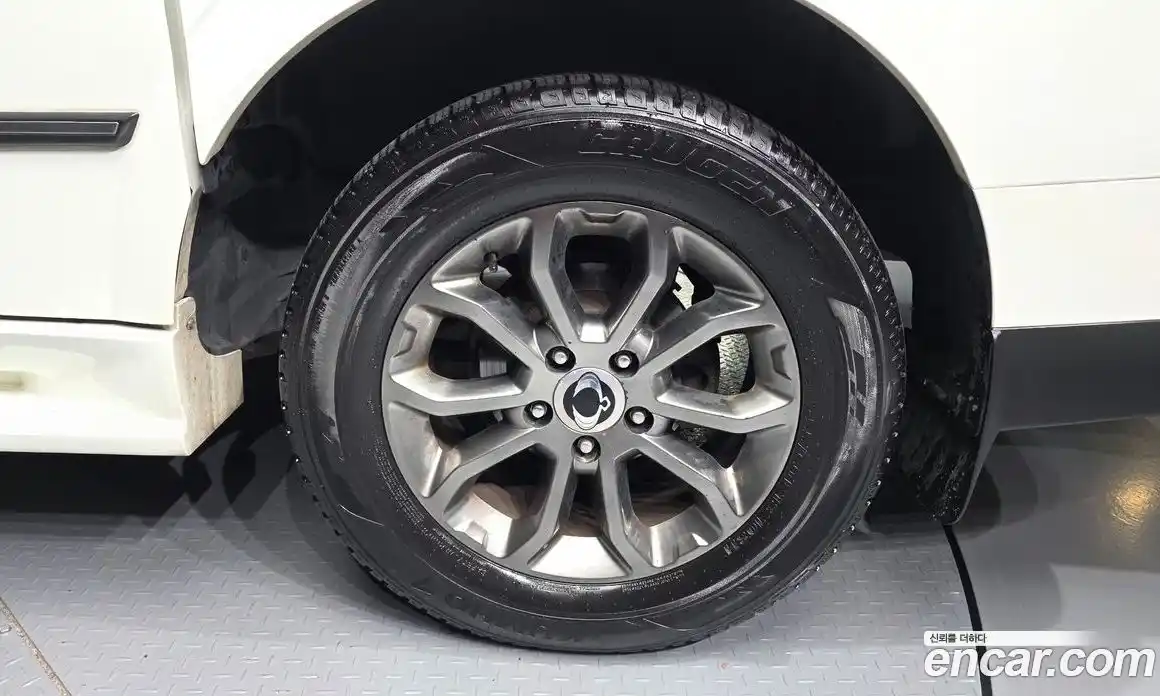 SsangYong Korando 2014 2.0 автомат (гидро), фото 7