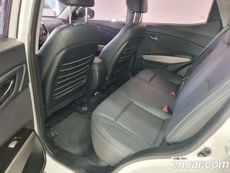 SsangYong TIBOLI 2016 1.6 автомат (гидро), фото 11