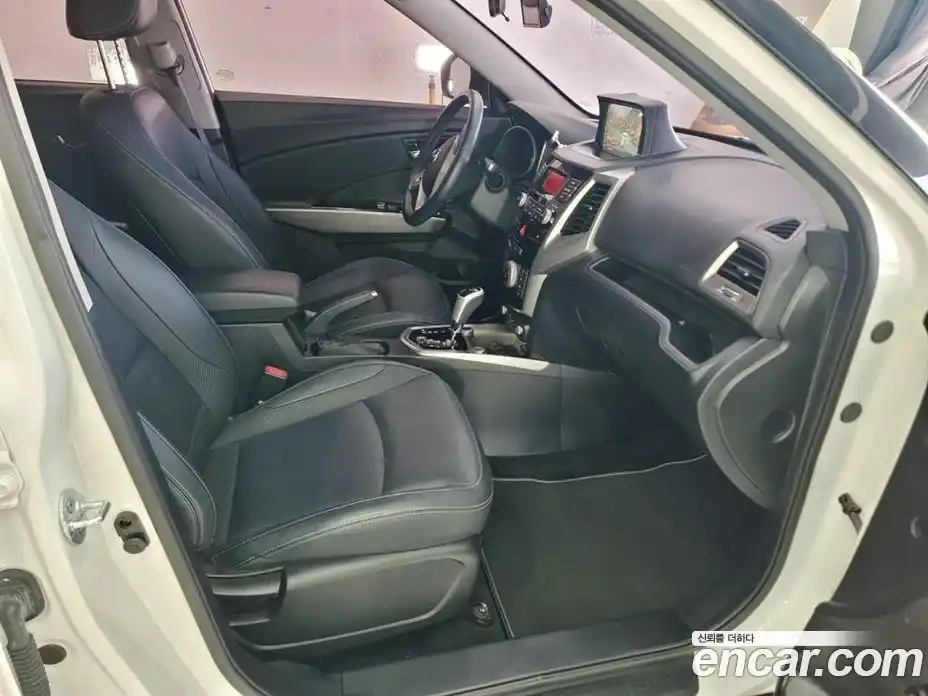 SsangYong TIBOLI 2016 1.6 автомат (гидро), фото 12