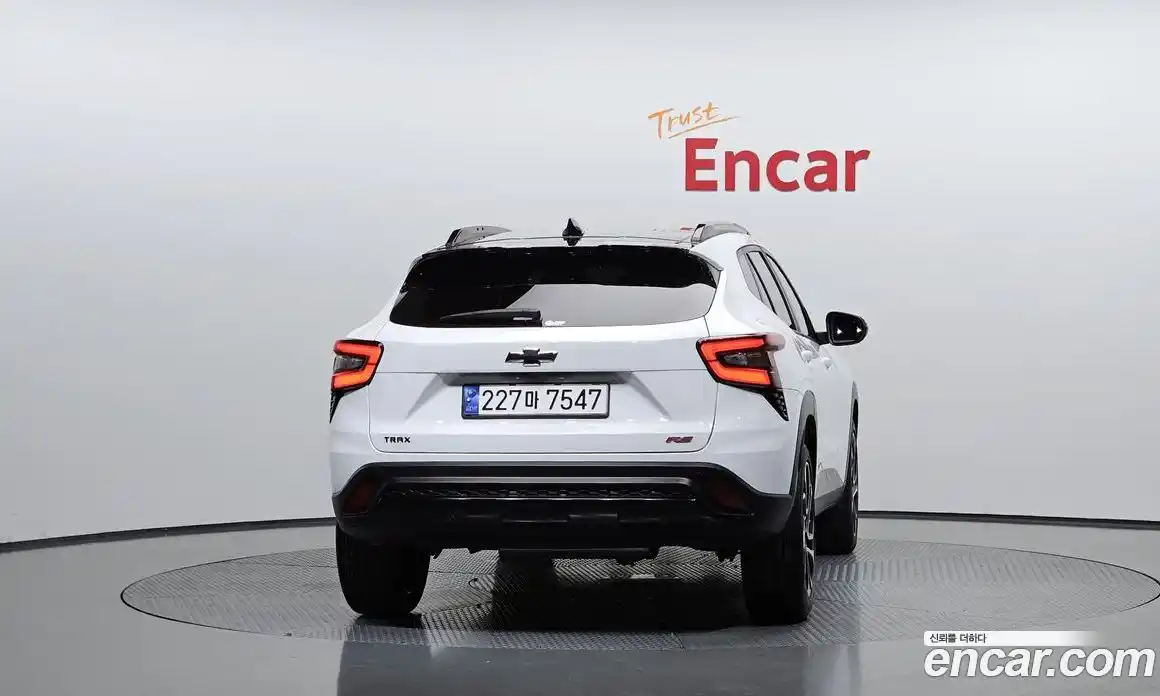 Chevrolet Trax 2024 1.2 автомат (гидро), фото 4
