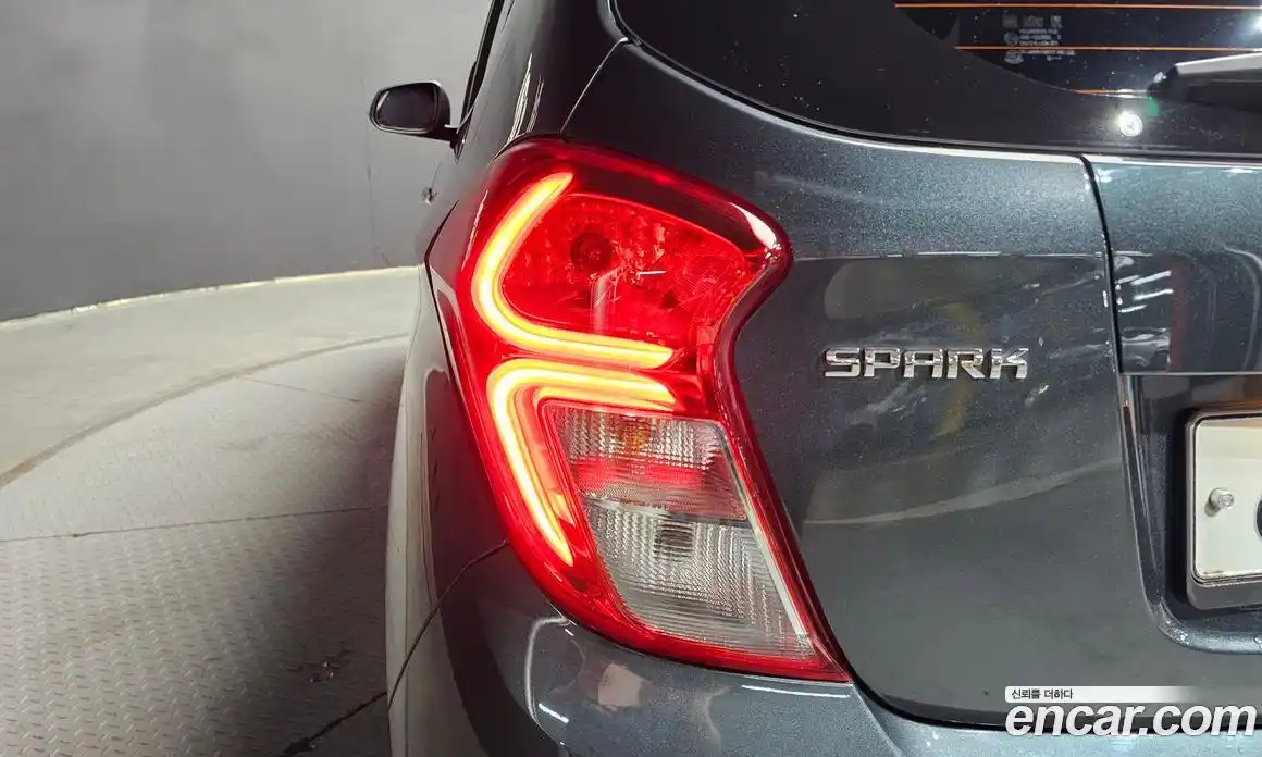 Chevrolet Spark 2018 1.0 автомат (гидро), фото 9