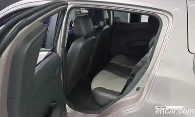 Chevrolet Spark 2011 1.0 автомат (гидро), миниатюра 11