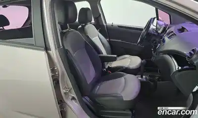 Chevrolet Spark 2011 1.0 автомат (гидро), миниатюра 12