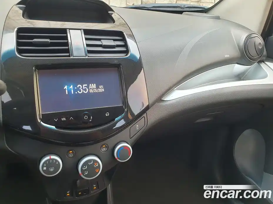 Chevrolet Spark 2014 1.0 автомат (вариатор), фото 16
