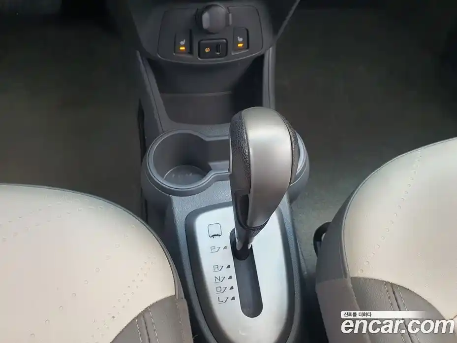 Chevrolet Spark 2014 1.0 автомат (вариатор), фото 18