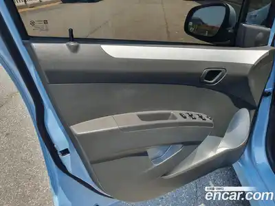Chevrolet Spark 2014 1.0 автомат (вариатор), миниатюра 9