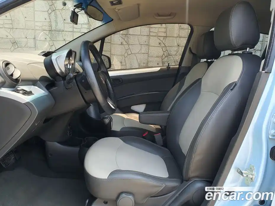 Chevrolet Spark 2014 1.0 автомат (вариатор), фото 10