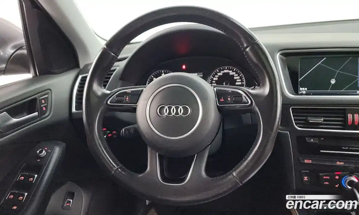 Audi Q5 2014 2.0 автомат (гидро), фото 13