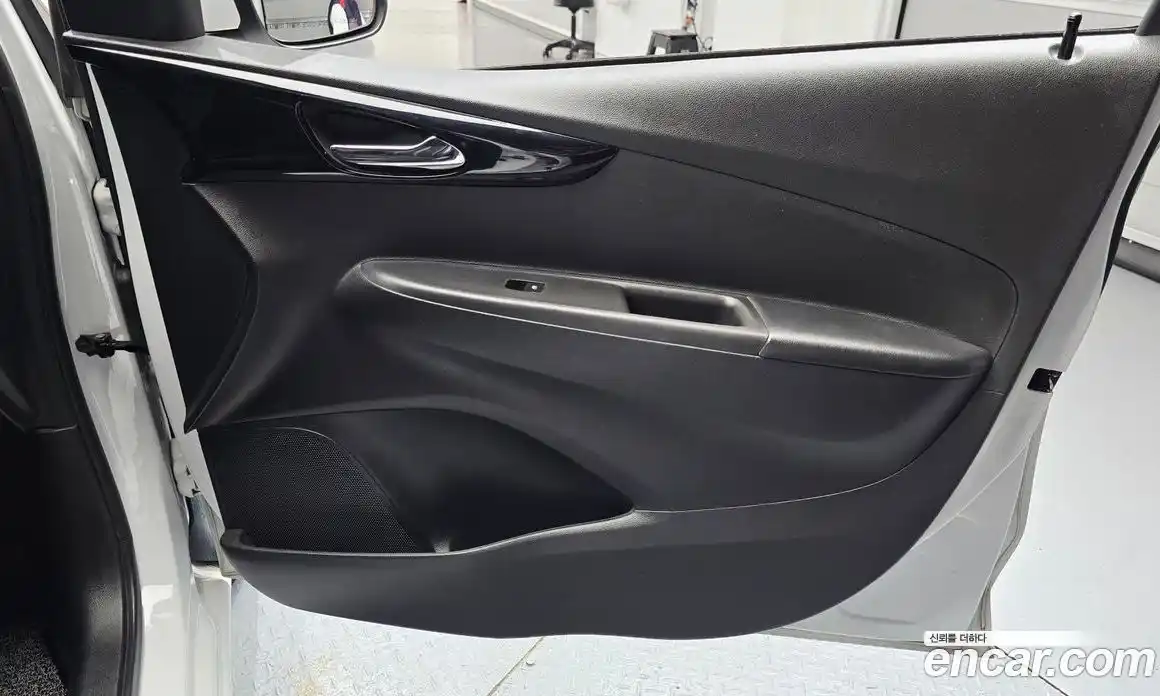 Chevrolet Spark 2019 1.0 автомат (гидро), фото 15