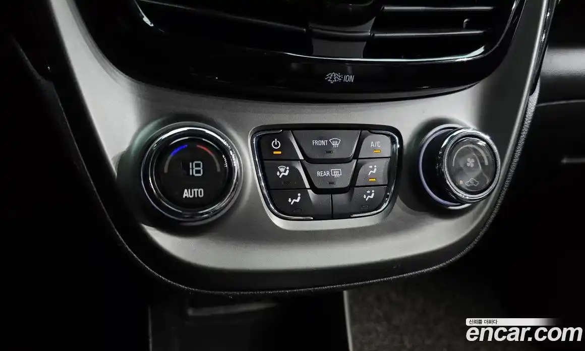 Chevrolet Spark 2019 1.0 автомат (гидро), фото 32