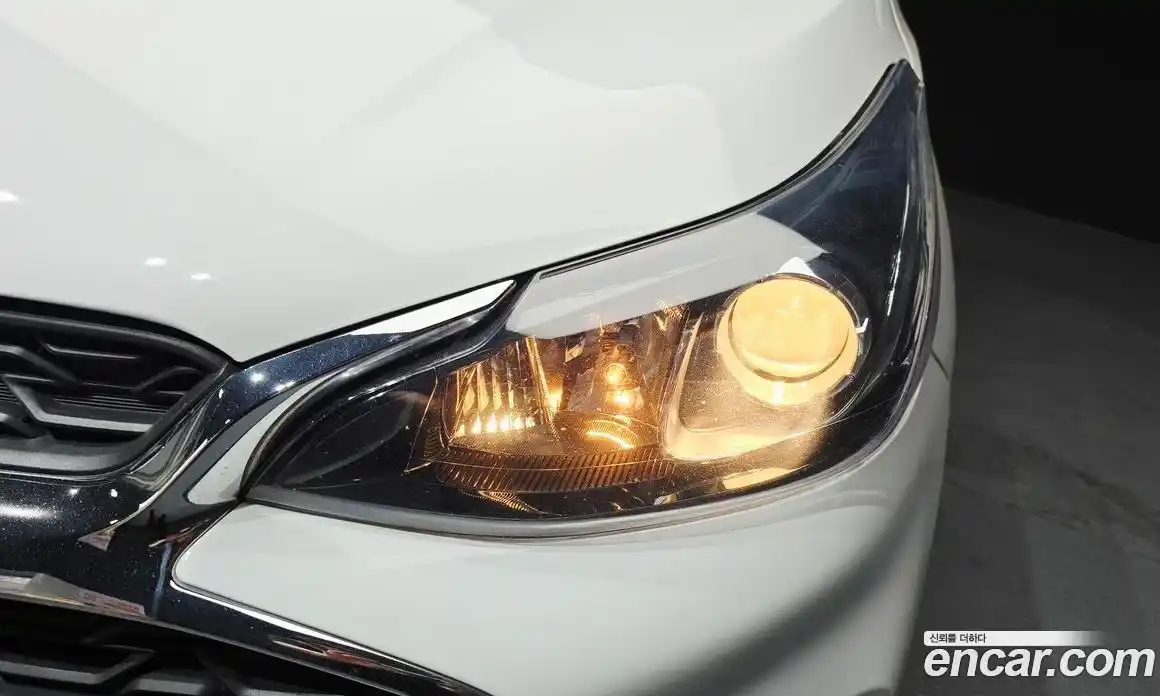 Chevrolet Spark 2019 1.0 автомат (гидро), фото 8