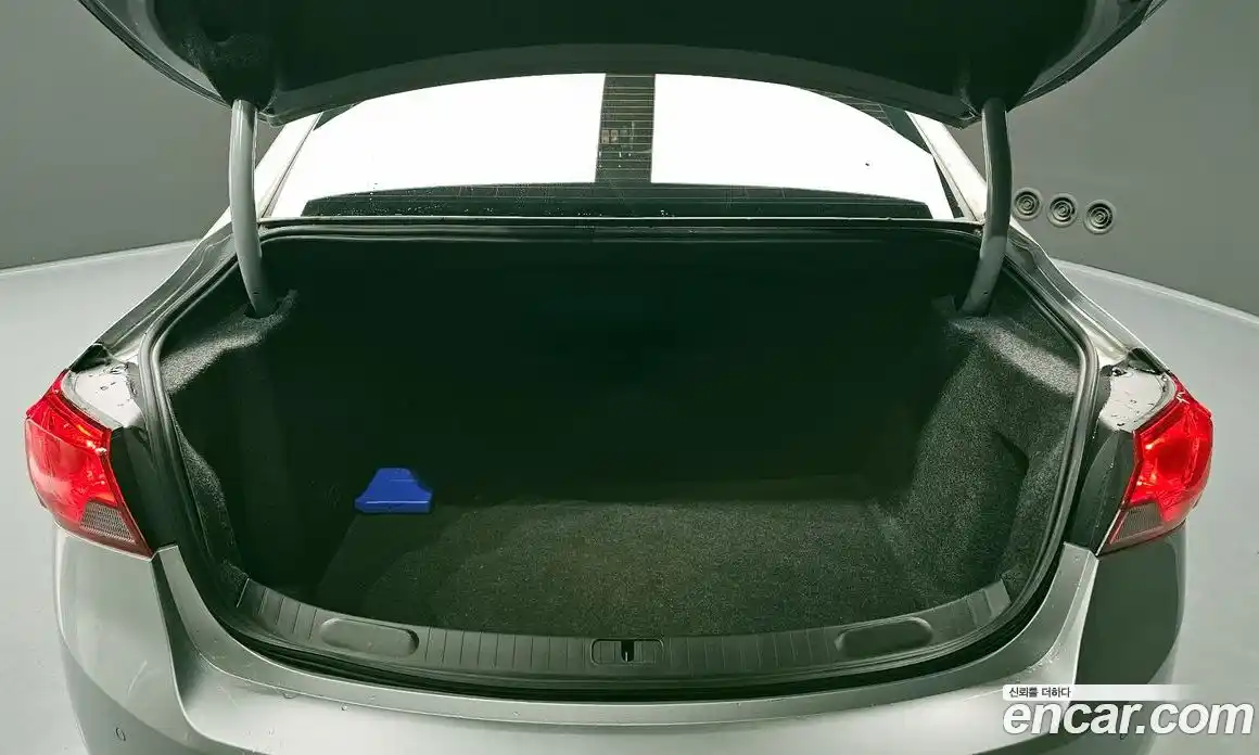Chevrolet Impala 2017 2.5 автомат (гидро), фото 20