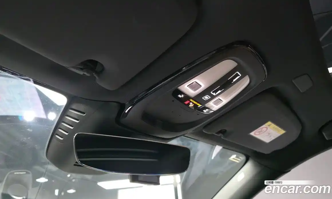 Volvo XC60 2022 2.0 автомат (гидро), фото 19
