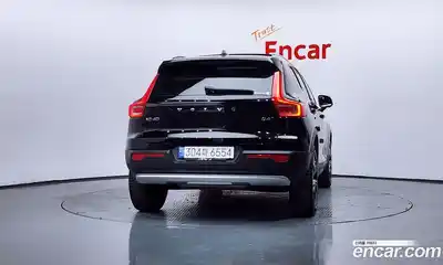 Volvo XC40 2020 2.0 автомат (гидро), миниатюра 3
