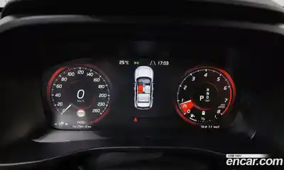 Volvo XC40 2020 2.0 автомат (гидро), миниатюра 10