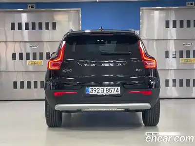 Volvo XC40 2026 2.0 автомат (гидро), миниатюра 4