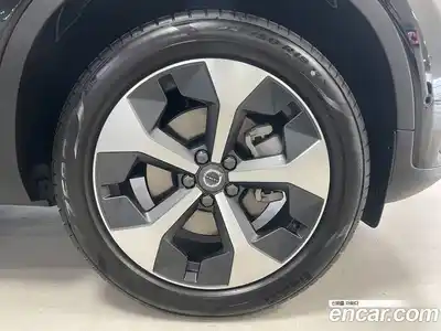 Volvo XC40 2026 2.0 автомат (гидро), миниатюра 5