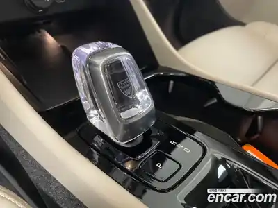 Volvo XC40 2026 2.0 автомат (гидро), миниатюра 9