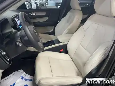 Volvo XC40 2026 2.0 автомат (гидро), миниатюра 10