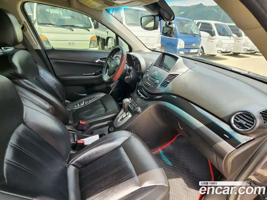 Chevrolet Orlando 2012 2.0 автомат (гидро), фото 9