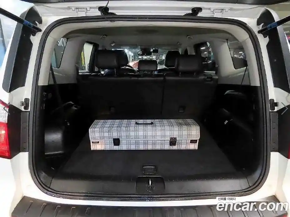 Chevrolet Orlando 2011 2.0 автомат (гидро), фото 12