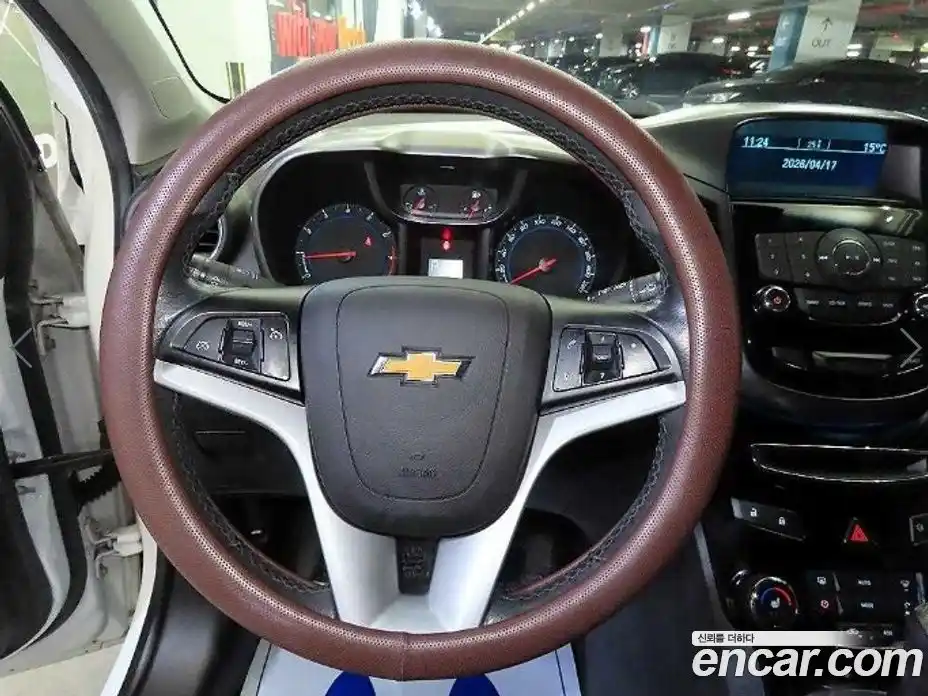 Chevrolet Orlando 2011 2.0 автомат (гидро), фото 7