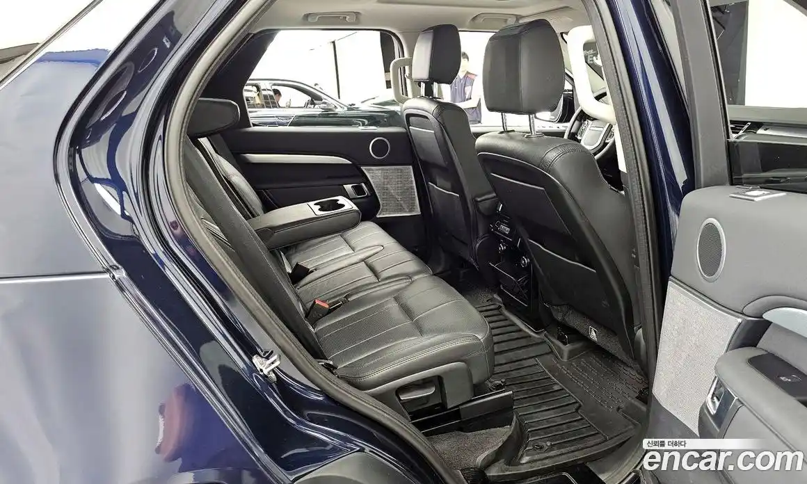 Land Rover Discovery 2020 3.0 автомат (гидро), фото 12