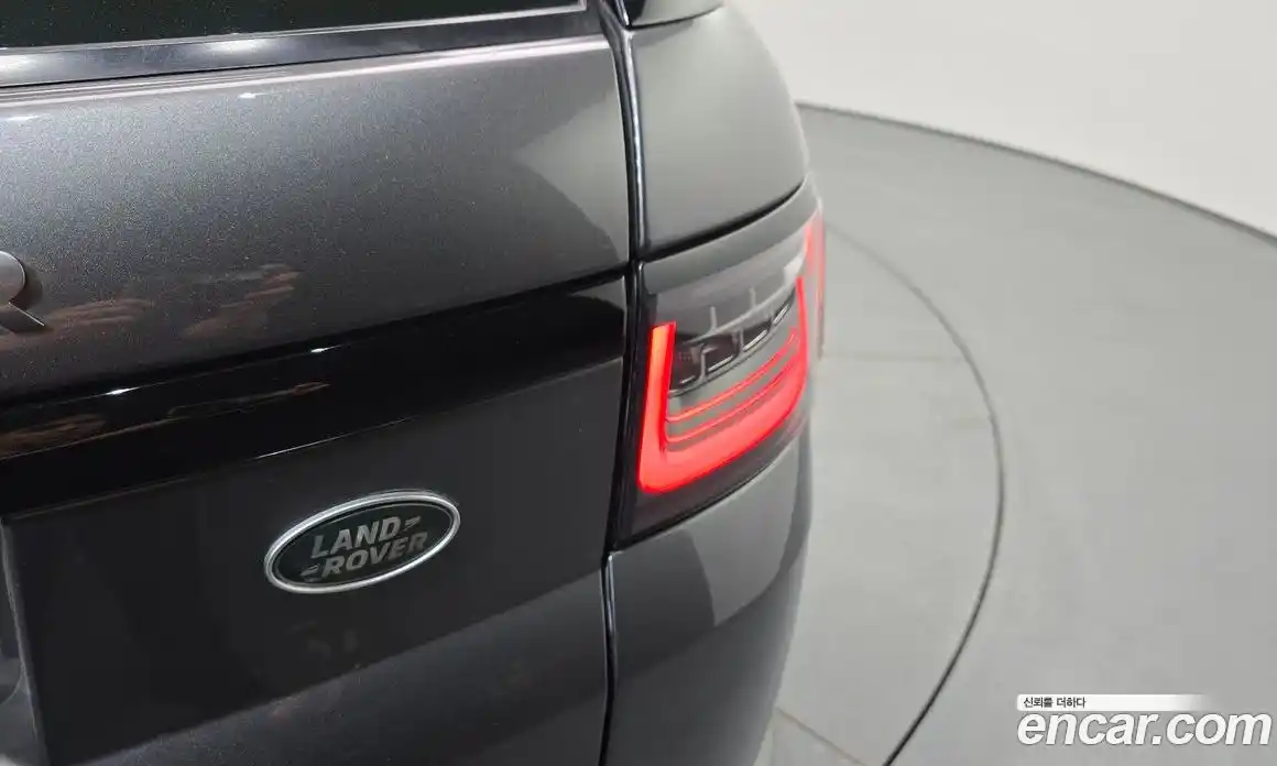 Land Rover Range Rover Sport 2018 3.0 автомат (гидро), фото 9