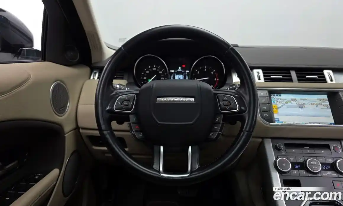 Land Rover Range Rover Evoque 2016 2.0 автомат (гидро), фото 13