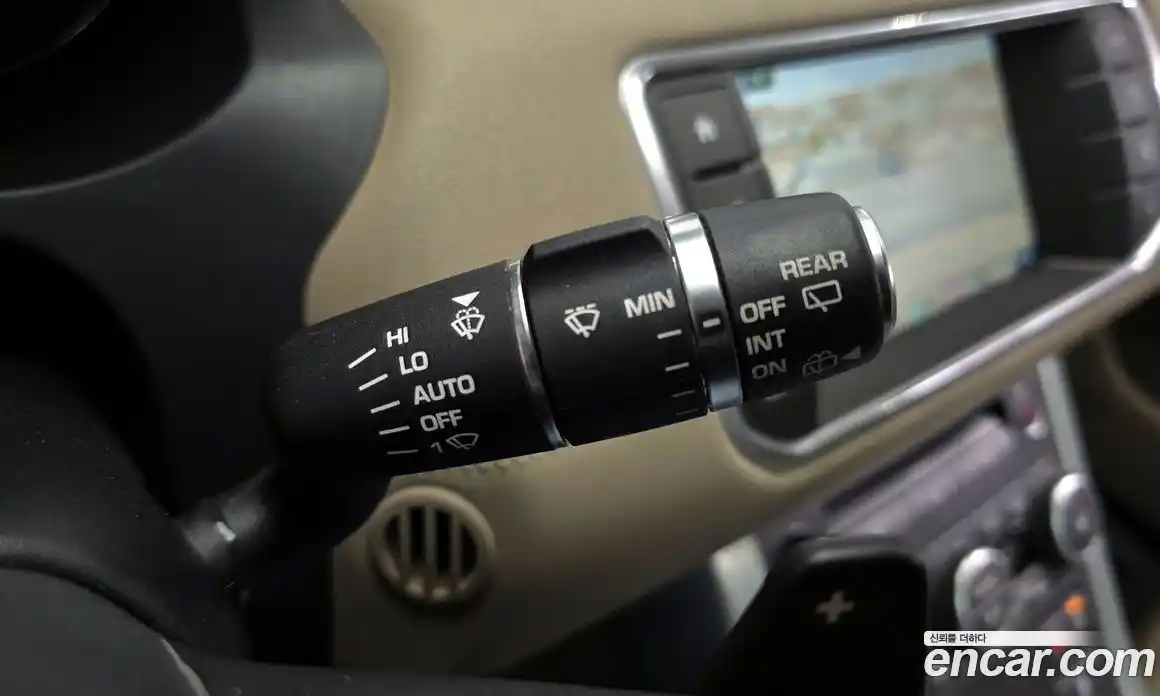 Land Rover Range Rover Evoque 2016 2.0 автомат (гидро), фото 16