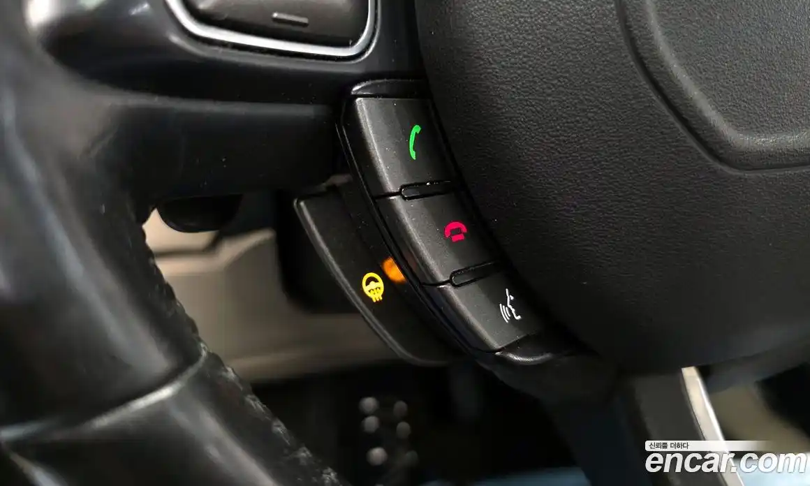 Land Rover Range Rover Evoque 2016 2.0 автомат (гидро), фото 17