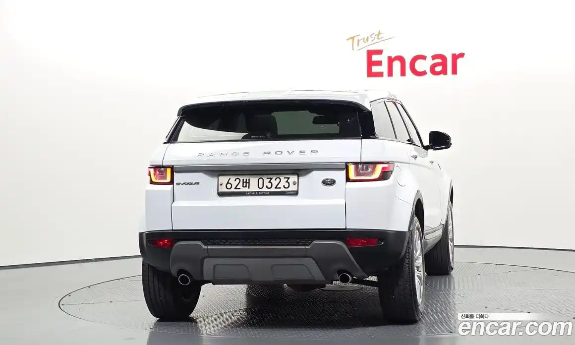 Land Rover Range Rover Evoque 2016 2.0 автомат (гидро), фото 4