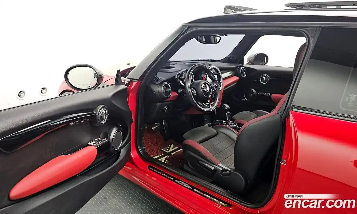 Mini Cooper 2015 2.0 автомат (гидро), фото 10