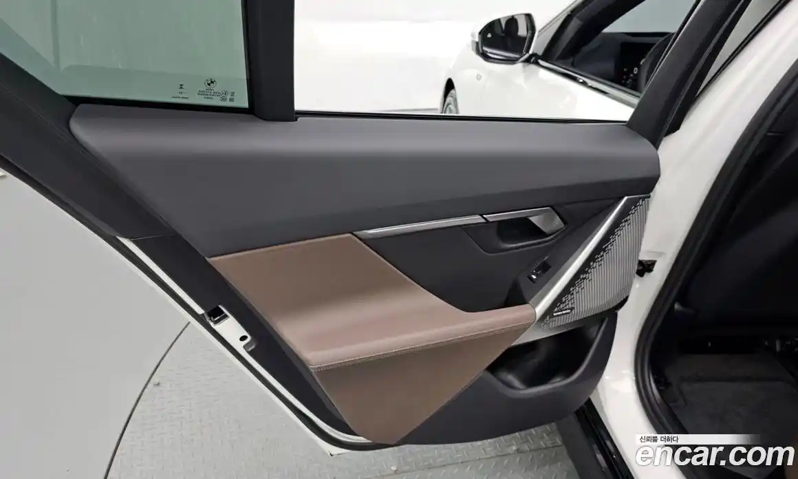 BMW 5 серия 2024 2.0 автомат (гидро), фото 15
